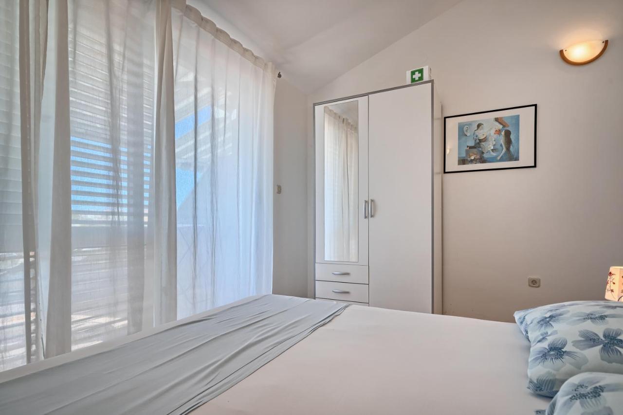 Apartmani Ticic Traù Esterno foto